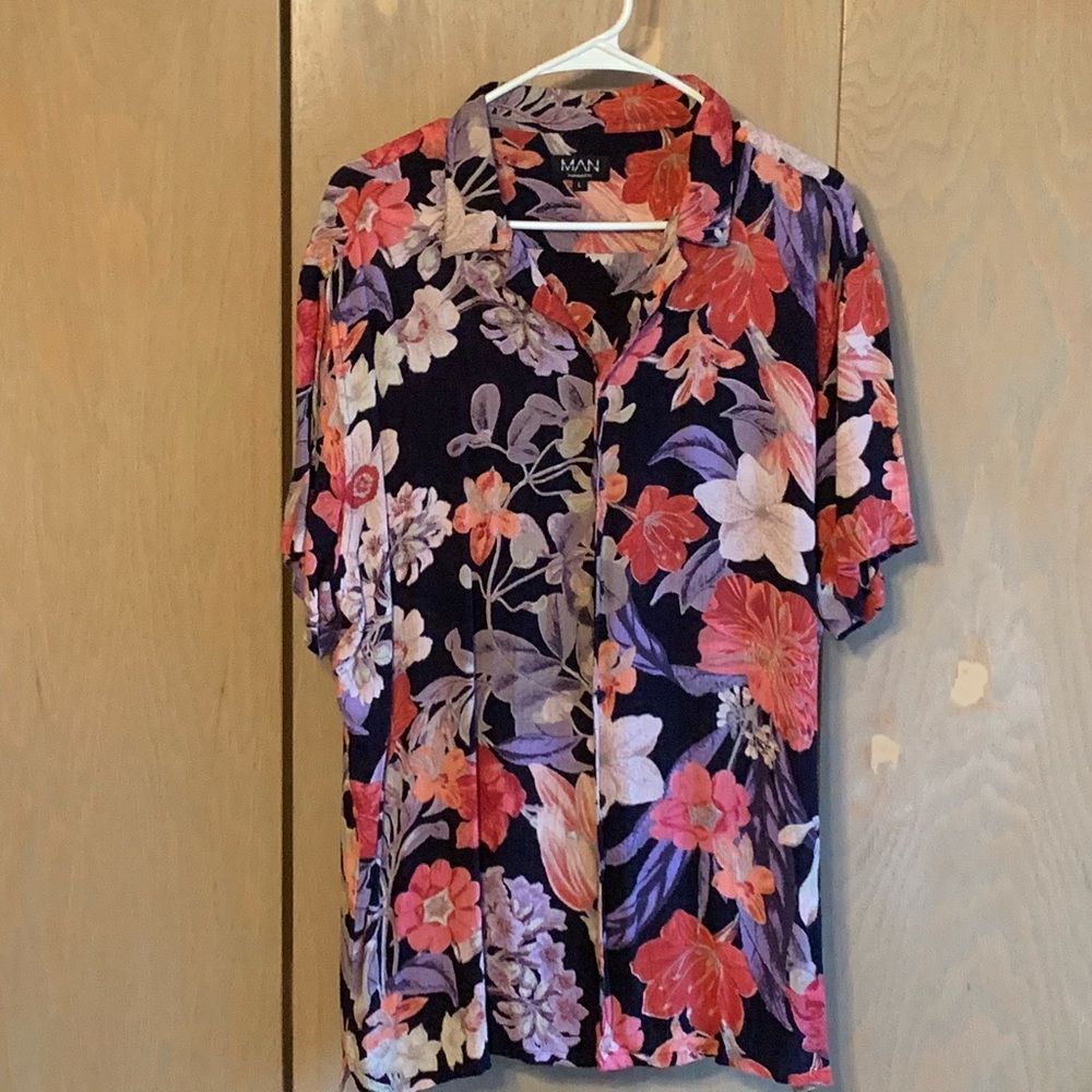 Boohoo relaxed fit short sleeve button up